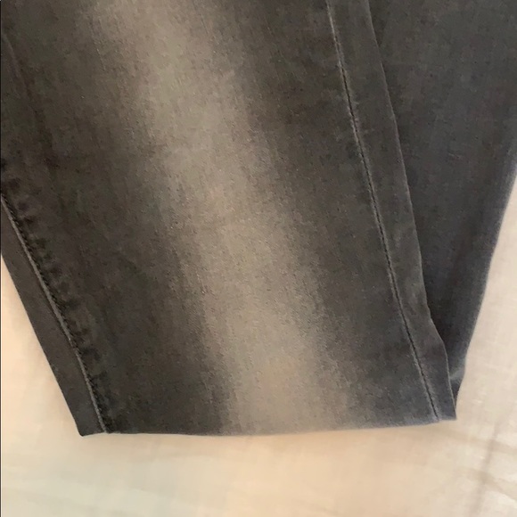 grey washed jeans - Picture 3 of 6